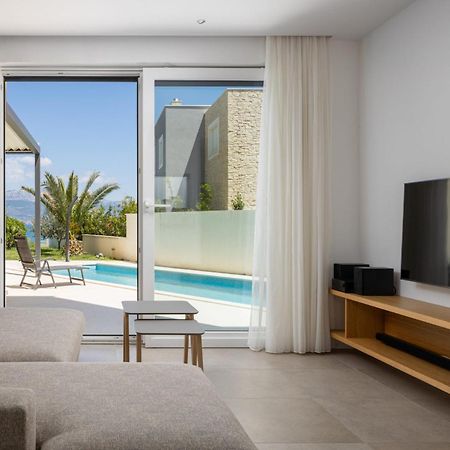 Acadia Beach Villas & Apartments Slatine Ngoại thất bức ảnh