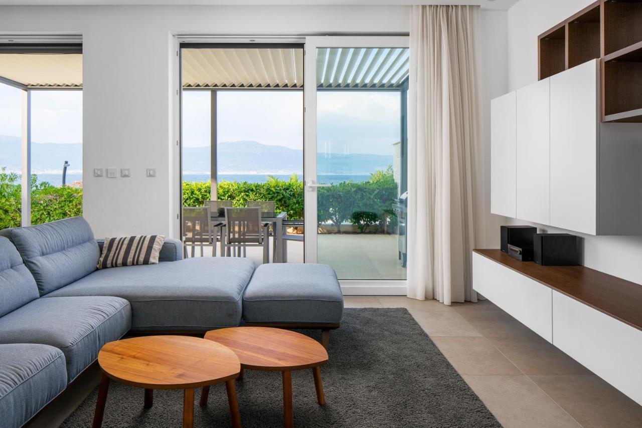 Acadia Beach Villas & Apartments Slatine Ngoại thất bức ảnh