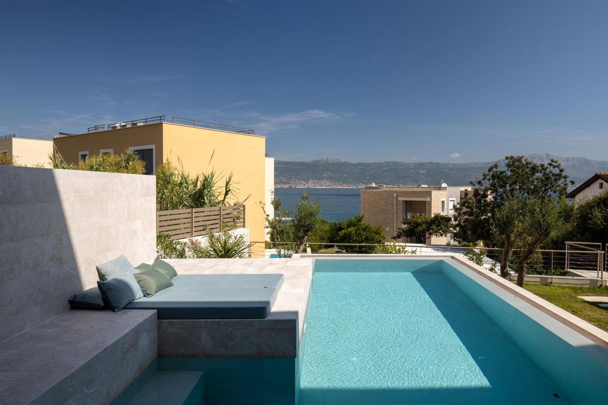 Acadia Beach Villas & Apartments Slatine Ngoại thất bức ảnh