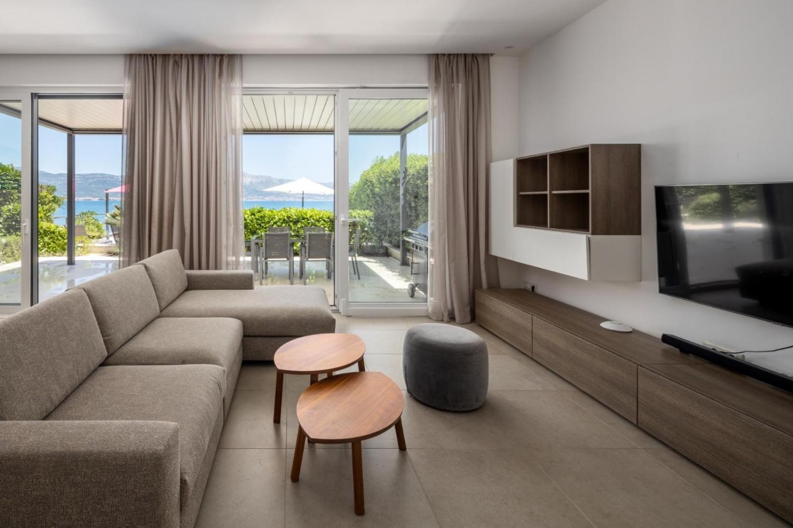 Acadia Beach Villas & Apartments Slatine Ngoại thất bức ảnh