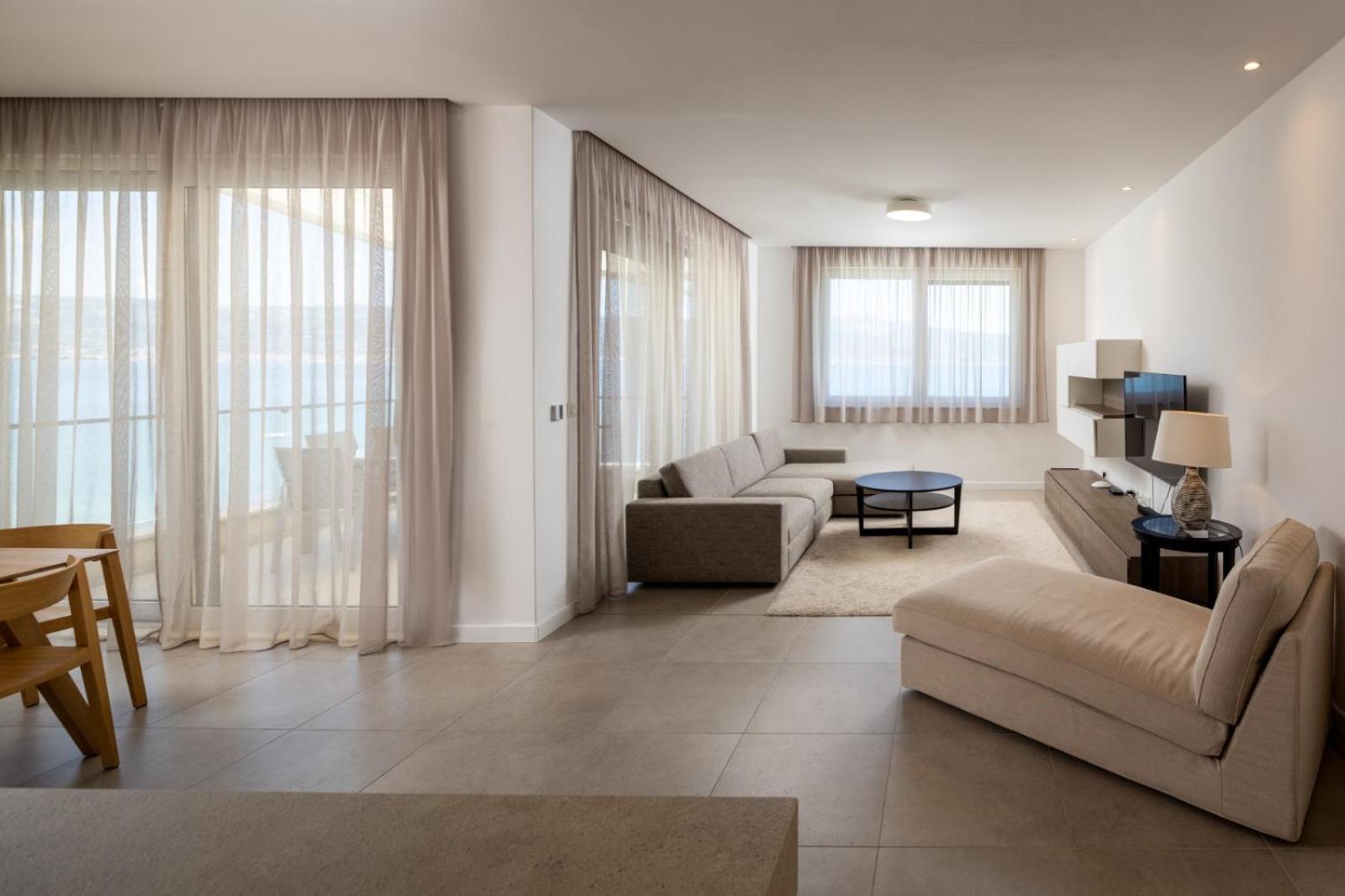 Acadia Beach Villas & Apartments Slatine Ngoại thất bức ảnh