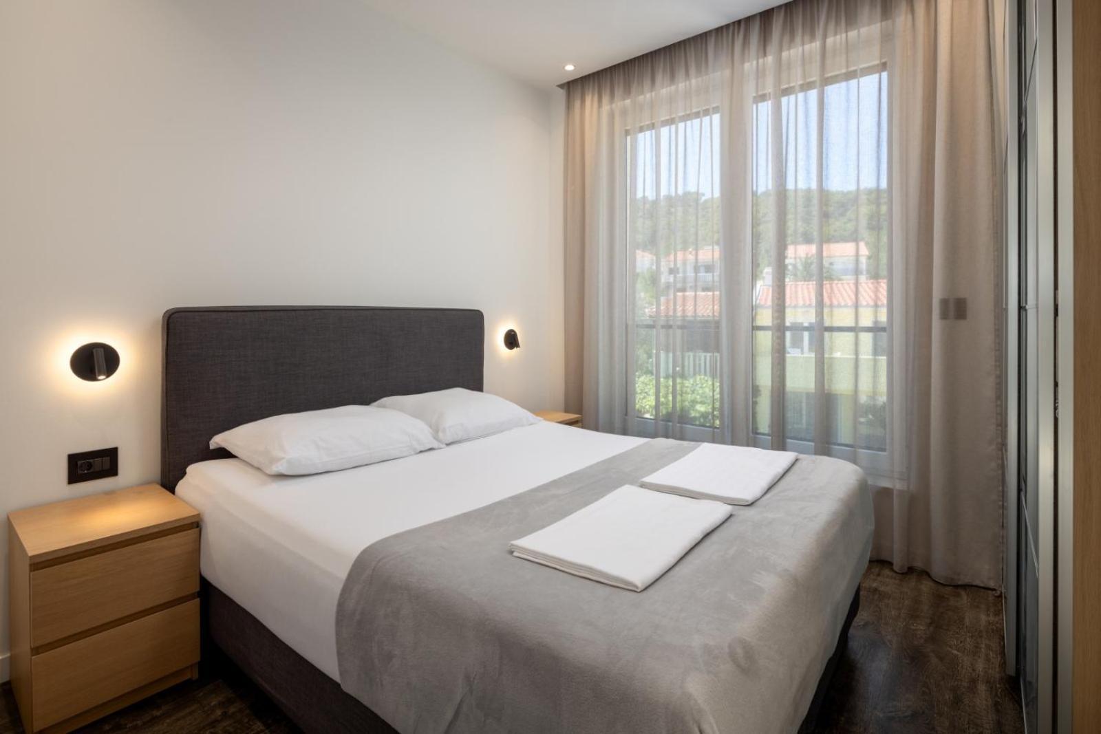 Acadia Beach Villas & Apartments Slatine Ngoại thất bức ảnh