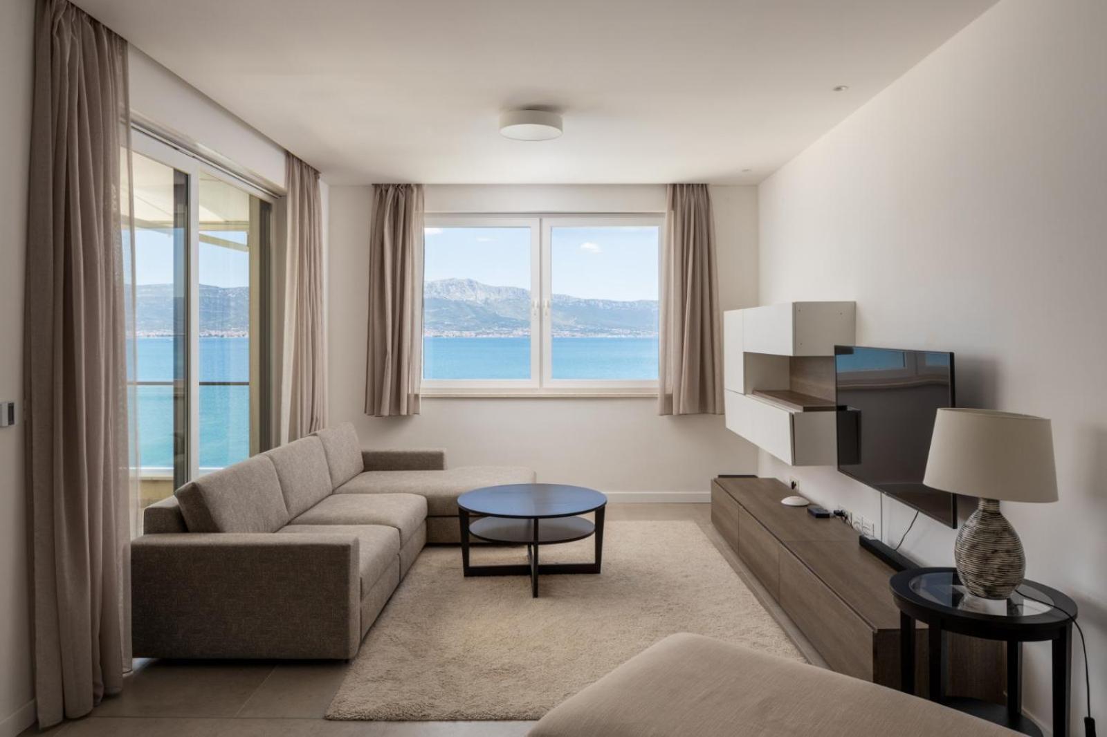 Acadia Beach Villas & Apartments Slatine Ngoại thất bức ảnh