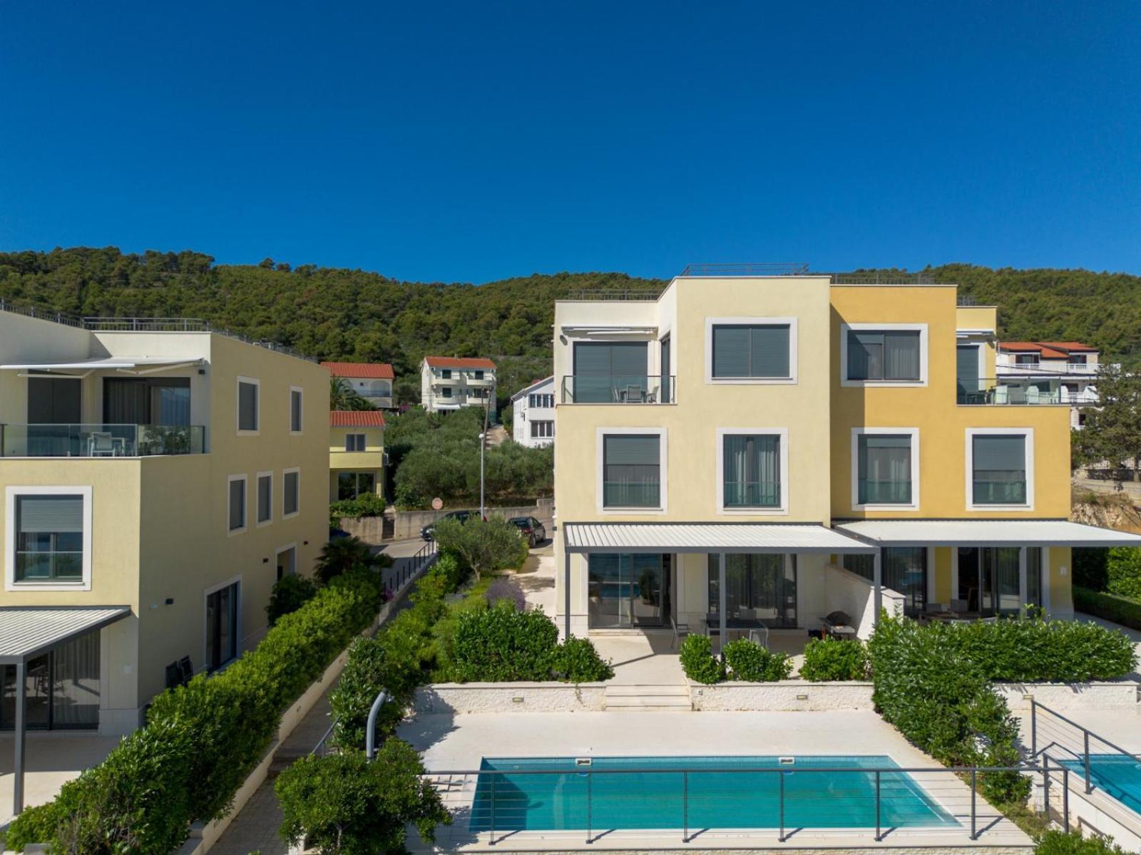 Acadia Beach Villas & Apartments Slatine Ngoại thất bức ảnh